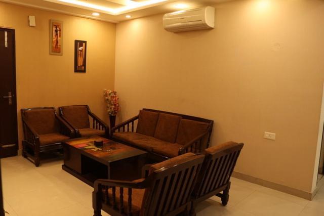 Vara Varanasi Exterior foto